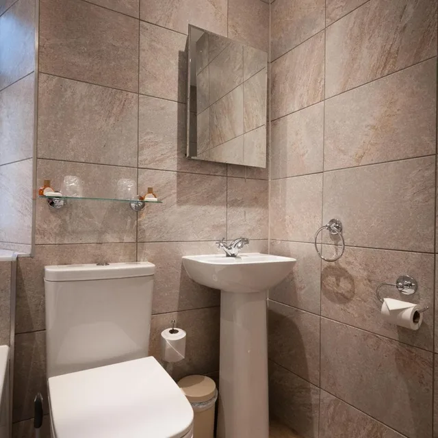 Guest Room, Single, Cairngorm Hotel 4/5