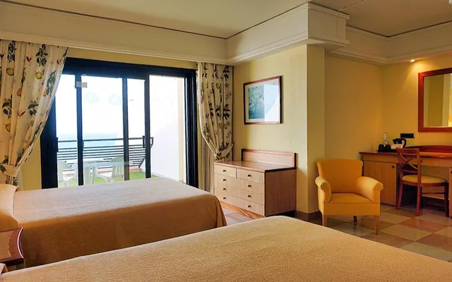 Room, Double Bed, Side Sea View، SBH Crystal Beach Hotel & Suites - Adults Only 2/4