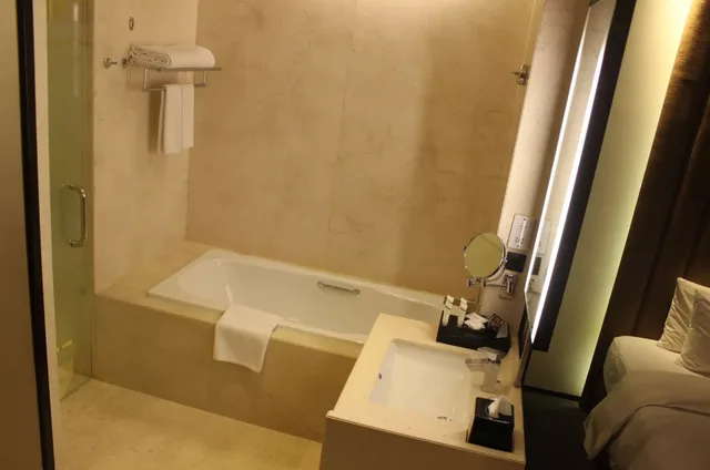 غرفة كلوب بسريرين منفصلين، Po Hotel Semarang 3/5
