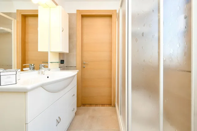 جناح استوديو عائلي بشرفة بغرفتي نوم، Best Western Hotel Arya 4/4