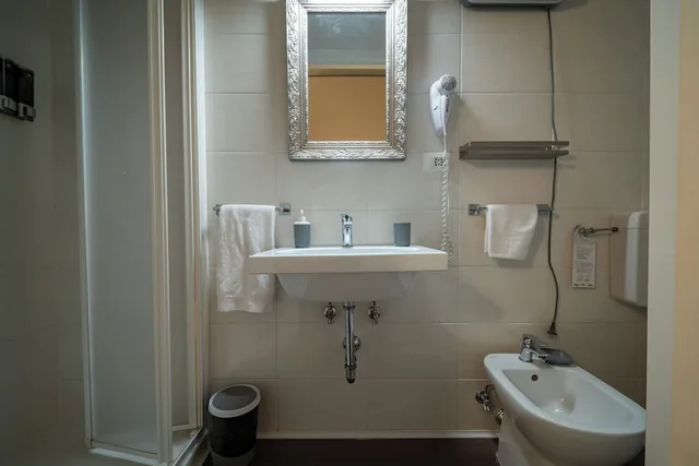 غرفة اقتصادية مفردة بسرير فردي، Hotel Genova Liberty 4/6