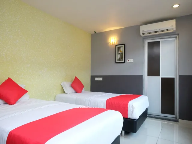 Deluxe, Twin Beds, Hotel De Tees 2/3