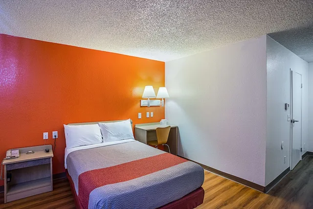 غرفة ديلوكس بسرير كينج، Motel6 Tucson, AZ - North 5/10