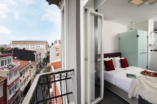 غرفة سوبيريور بسرير مزدوج، The Central House Istanbul Taksim 3/3