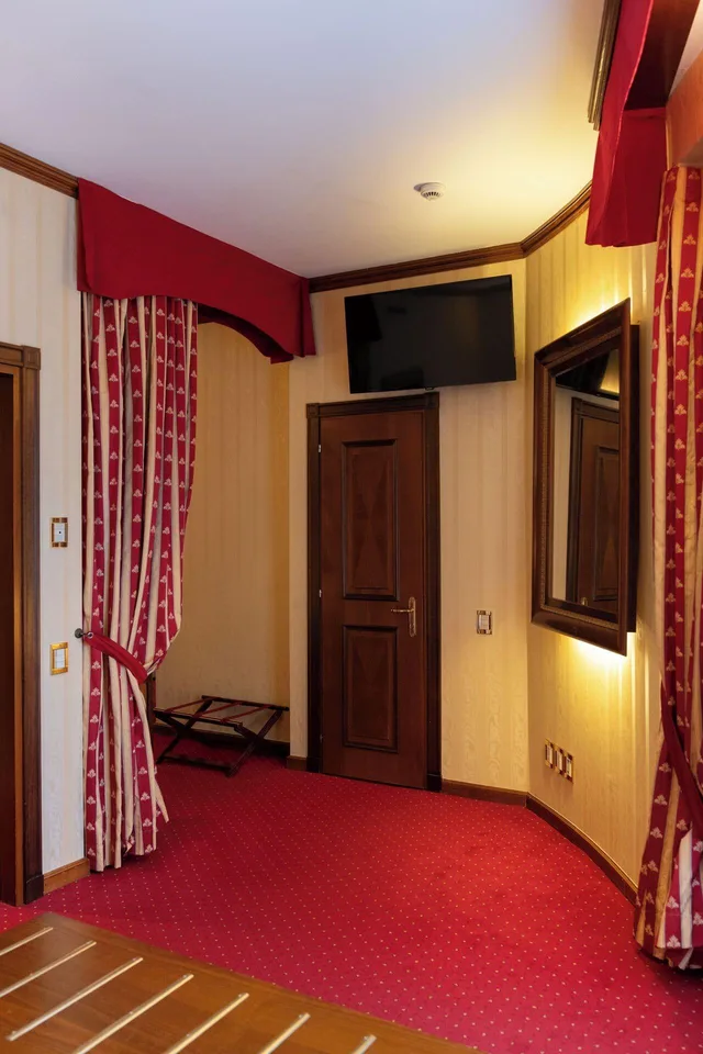 جناح، GRAND HOTEL TRENTO 5/6