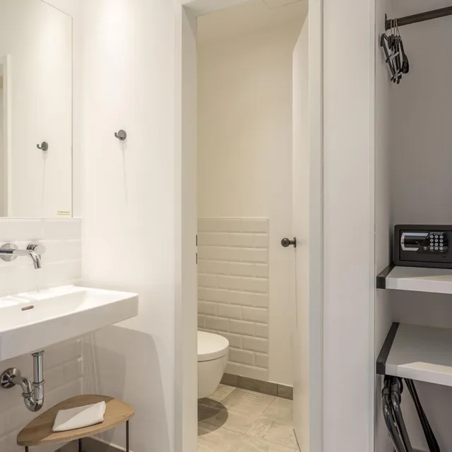 غرفة عائلية مع أريكة، Gambino Hotel Cincinnati 5/5