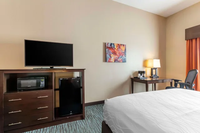 غرفة بسرير كوين، Best Western Plus Longhorn Inn & Suites 5/8