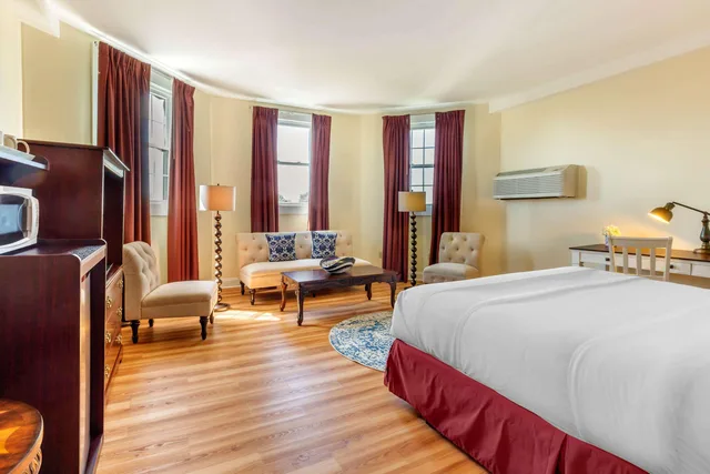 غرفة بسرير مزدوج، The Carriage House Inn Newport 3/4