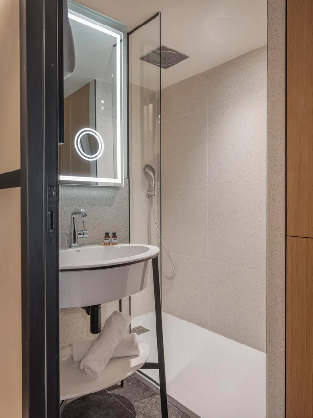 1 Bedroom, Duplex, Apartment, Terrace, Maisons du Monde Hotel & Suites - Marseille Vieux Port 3/3