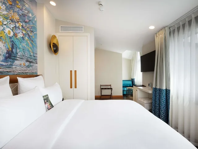 غرفة ديلوكس بسرير مزدوج مع أريكة، Mercure Istanbul Sirkeci 5/10