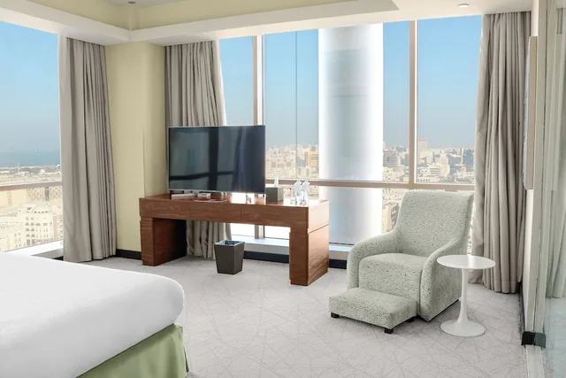 جناح رئاسي بسرير كينج وسريرين منفصلين، Millennium Plaza Doha 6/8