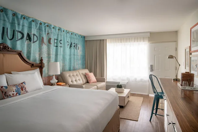غرفة بسرير كينج لذوي الإعاقة، Havana Cabana At Key West 1/3