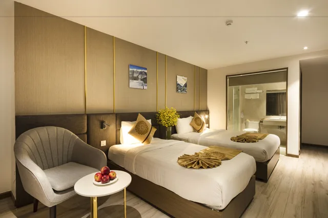 غرفة عائلية بسريرين منفصلين، Sochi Hotel 5/10