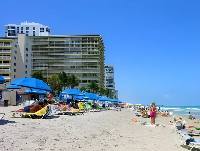 جناح بسريرين مزدوجين بغرفتين، Ocean Manor Beach Resort 2/2
