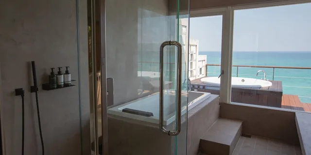فيلا بسرير كينج، Kayatsuma Okinawa Hotel & Resort 5/5