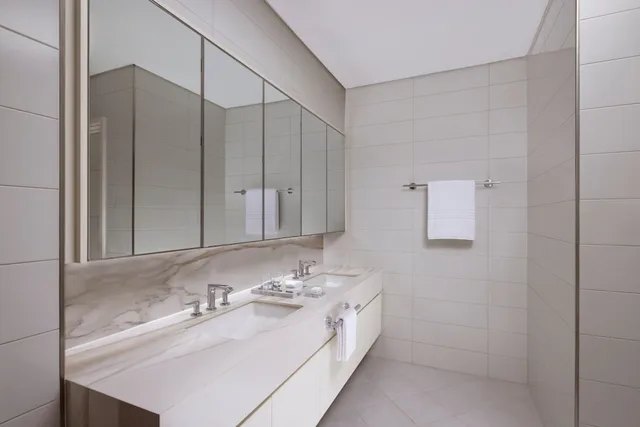 شقة بسرير كينج بشرفة بغرفة نوم واحدة، Marriott Marquis Dubai Creek 1/2