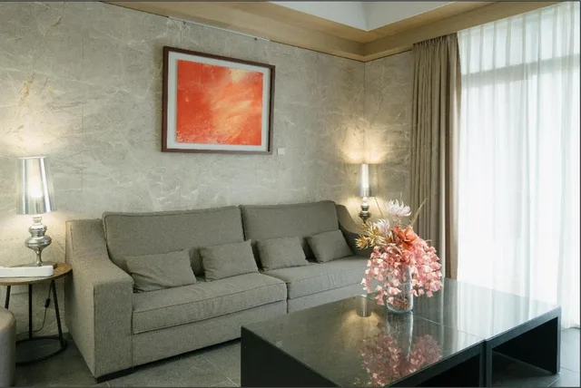 دوبلكس رباعي، Solis Hotel 1/1