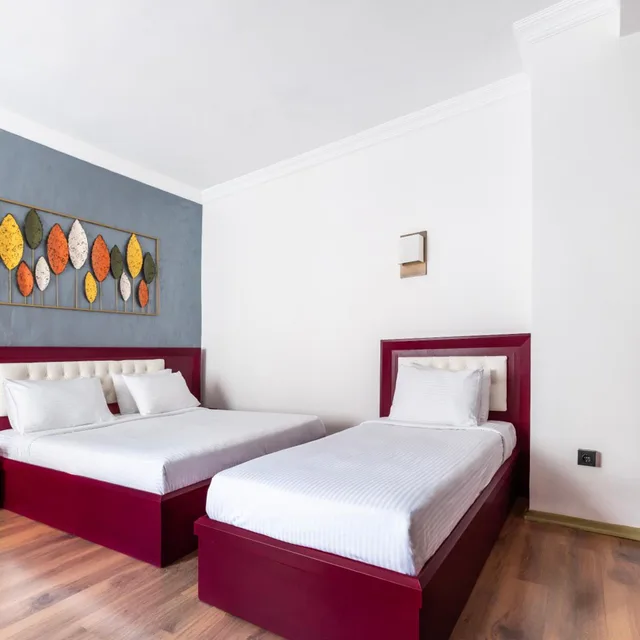 غرفة قياسية رباعية، Azze Hotel 6/10