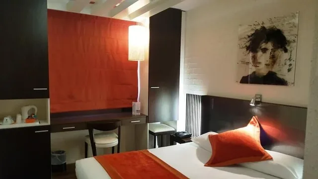 غرفة قياسية بسرير كوين، Hotel Europole 2/4