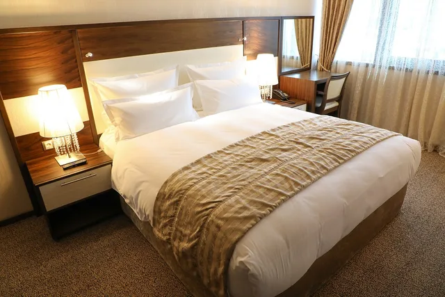 Superior Room, Movenpick Hotel Sarajevo 2/3