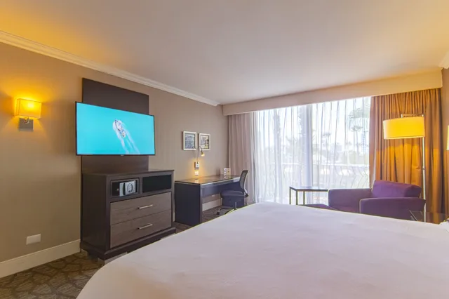 غرفة تنفيذية بسرير كينج، Lucerna Tijuana 7/10