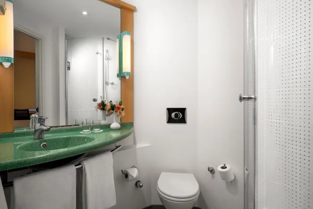غرفة قياسية بسرير كوين، Ibis Istanbul Zeytinburnu 3/3