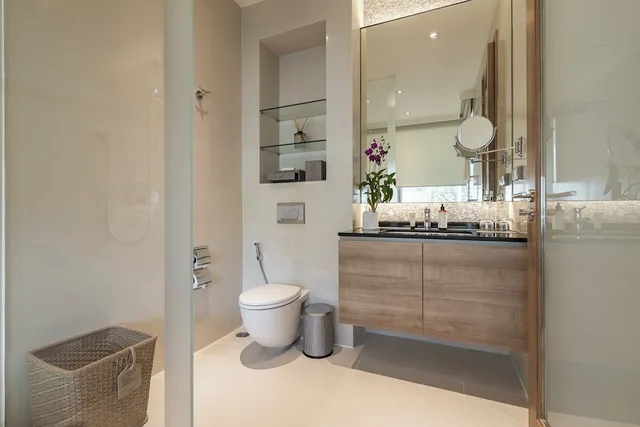 جناح بسرير كينج وسريرين كوين بشرفة بـ3 غرف نوم، MUU Bangkok Hotel 7/10