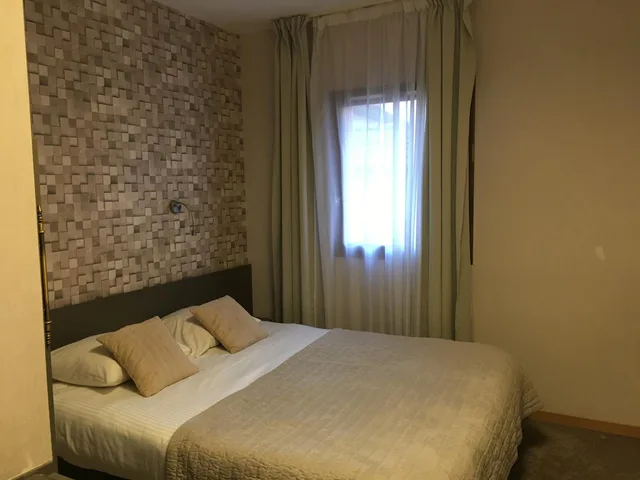 غرفة قياسية، Logis Hotel Restaurant le Rapp 2/10