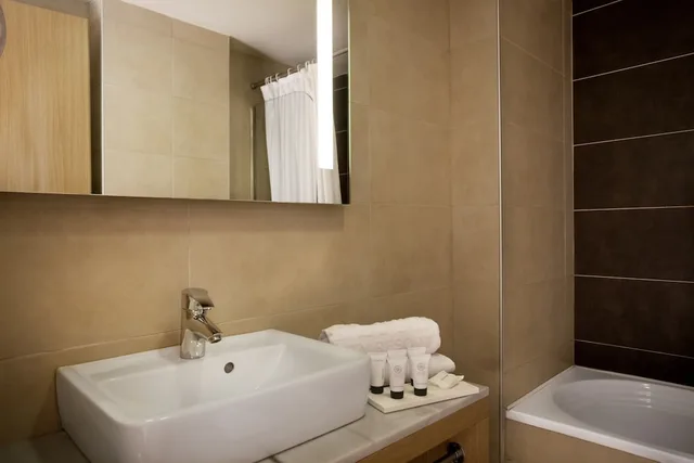 غرفة بسرير مزدوج بإطلالة على الحديقة، Elite City Resort 4/4