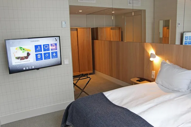 جناح تنفيذي بسرير كوين مع أريكة، ZANDER K HOTEL 7/10