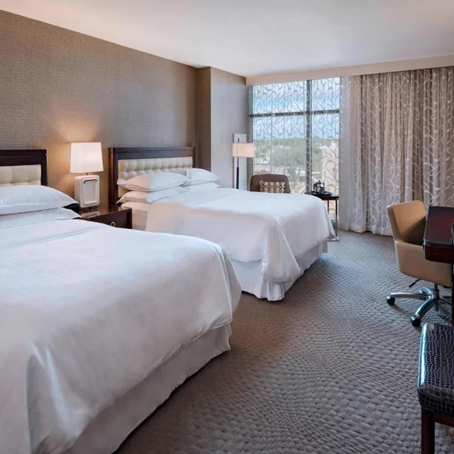 Guest Room, 2 Queen Beds, Club Lounge Access, High Floor, Sheraton Austin Georgetown Hotel Conference Center 1/3