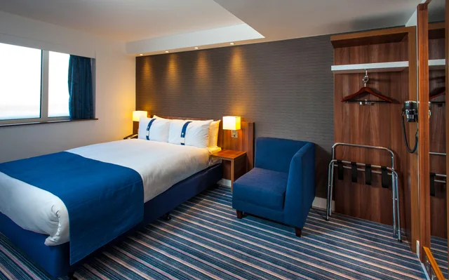 غرفة قياسية بسرير مزدوج، Holiday Inn Express London - Vauxhall Nine Elms 3/4