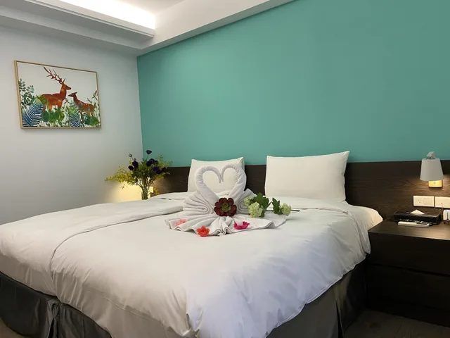 غرفة ديلوكس بسريرين منفصلين بغرفة نوم واحدة، Greenight Hotel 4/9