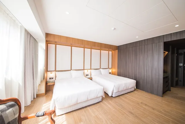 غرفة سوبيريور رباعية بسريرين مزدوجين، Hôtel De Leau -Anping 4/8