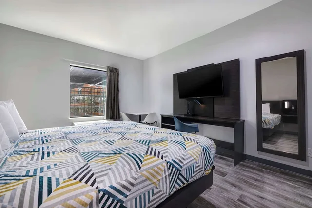 Studio, Double Bed, Studio6 Katy, TX – Energy Corridor 3/5