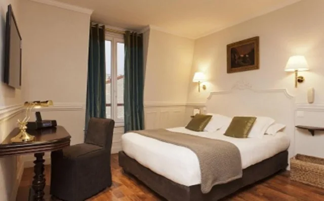 غرفة مزدوجة سوبيريور، Hotel De La Porte Doree 3/4
