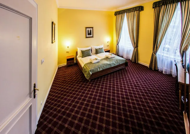 Family Suite, King Bed, Castle View، Hotel Dvorak 2/7