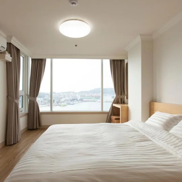 جناح ديلوكس، Kumho Tongyeong Marina Resort 2/9