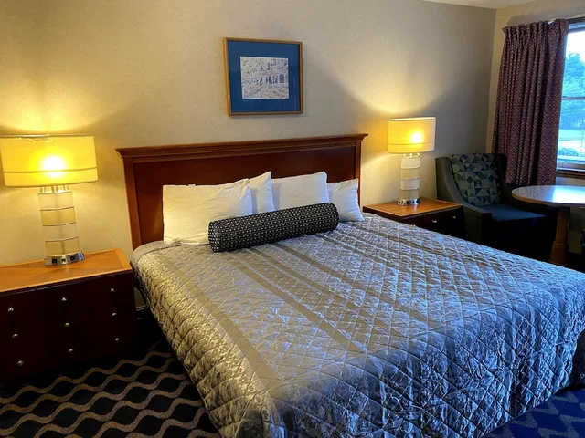 غرفة ديلوكس بسرير كينج، Economy Lodge 682 Main St Sturbridge 4/10