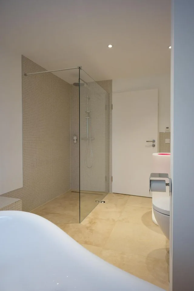 Suite, Xxl، Hotel Gude 3/4