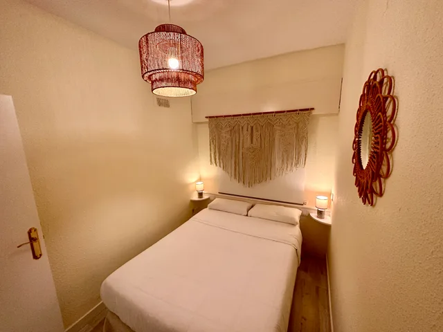 غرفة سوبيريور بسرير مزدوج، Far Home Hostel 1/5