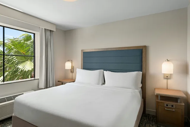 جناح بسرير كينج بغرفة نوم واحدة، Homewood Suites by Hilton West Palm Beach 1/2