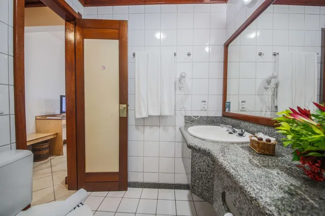 غرفة ديلوكس بسريرين منفصلين مع سرير إضافي، Best Western Shalimar Praia Hotel 7/8