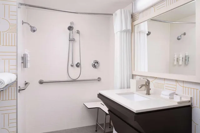 Room, King Bed, Sofa, Accessible, Home2 Suites By Hilton Miramar Ft Lauderdale 6/8