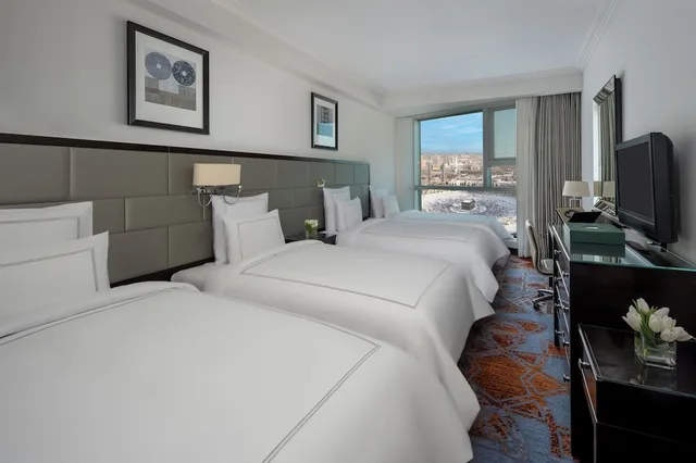 Classic, Quadruple, Twin Beds, Partial Haram View، فندق مكة سويس أوتيل(Swissotel Makkah) 2/10