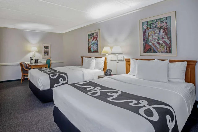 غرفة بسريرين مزدوجين لذوي الإعاقة، La Quinta Inn Stockton 1/10