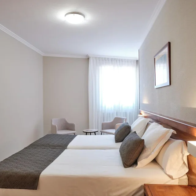 غرفة بسريرين منفصلين، San Lorenzo Hotel 6/8