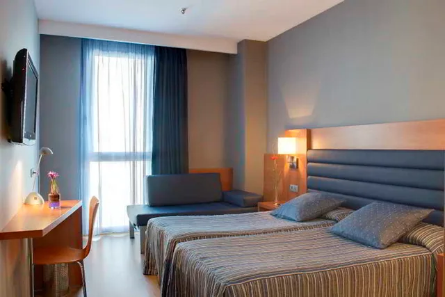 غرفة قياسية بسرير مزدوج، Barcelona Century Hotel 2/4