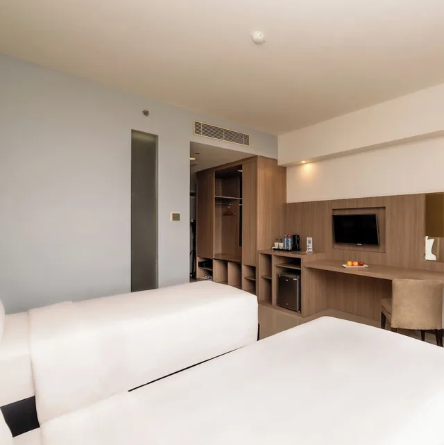 غرفة ديلوكس بسريرين منفصلين، Grand Tan Banjarmasin Hotel & Convention Center 1/4
