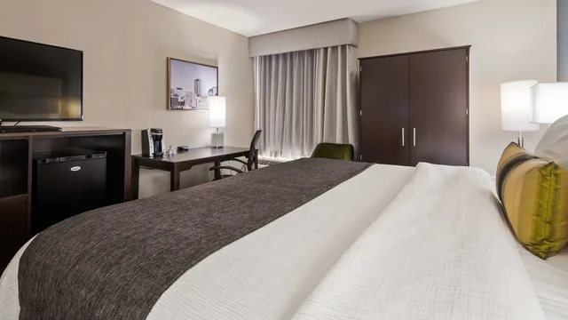 Standard, King Bed, Best Western Plus Indianapolis NW Hotel 5/10